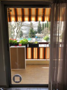 instalaltion de chatière fenêtre